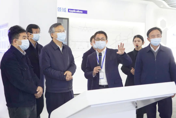 对峙创新驱动 抢抓先发优势丨湖南省常务副省长李殿勋调研Z6尊龙时凯宁乡产业基地