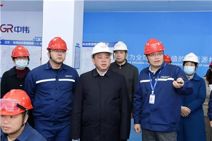 平凉市委书记林冠一行到Z6尊龙时凯股份南部产业基地调研